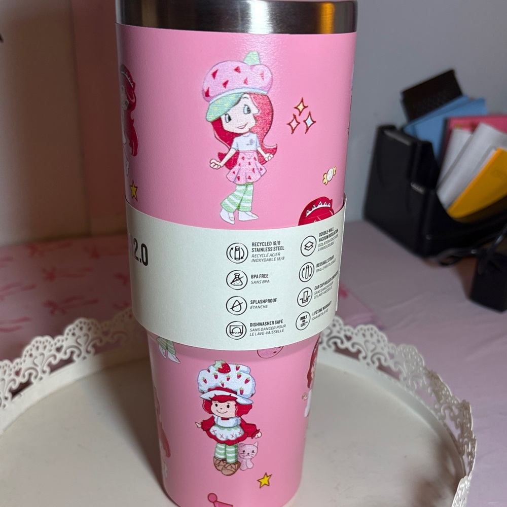 NEW 🩷🩷Stanley Pink Quencher H2.0 Tumbler with Princess Design - Picture 4 of 8